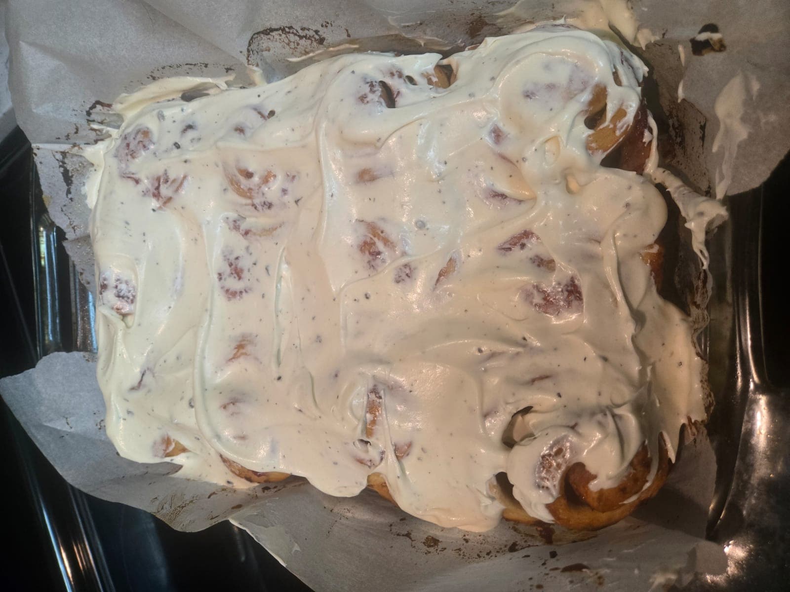 Cinnamon buns tray